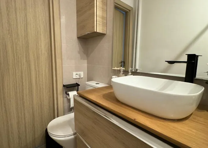 Апартаменти Central Apartment Бухарест